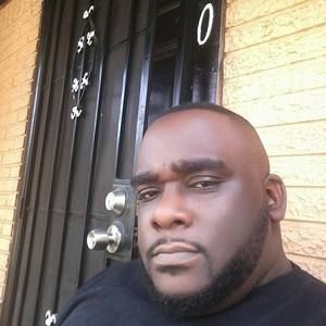 Meet your Posher, Derrick